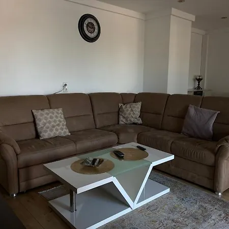 Deti Apartment *